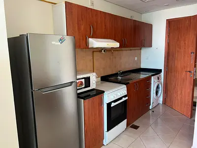 Spacious -Balcony-Maintained- HOT Deal