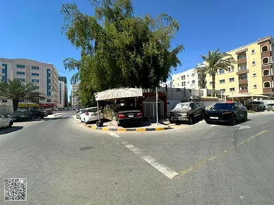 فيلا لايجار السنوى بالنعيمية مناسبة للموظفين والعمال مكونة من 7 غرف مساحات واسعة