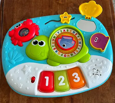 Activity table Learning Toy - ABC & 1-2-3 Buttons