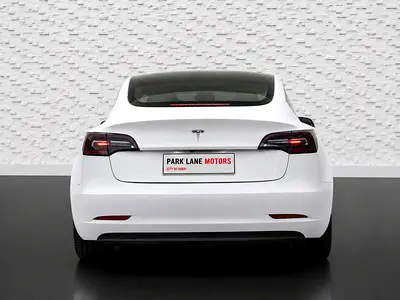صورة 4 لـ 2021 Tesla MODEL 3