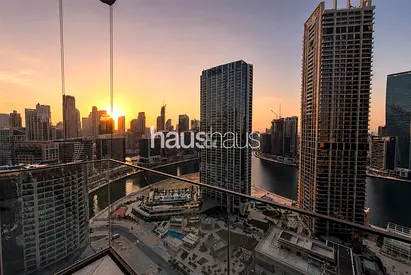 Corner Unit | High Floor | Canal View