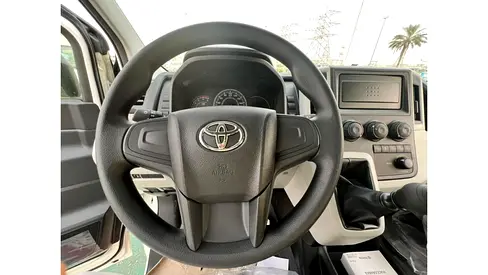 صورة 7 لـ 2026 Toyota HIACE