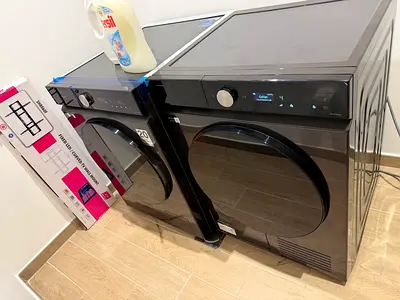 Samsung Black Front-Load Washer and Dryer Pair - Excellent Condition