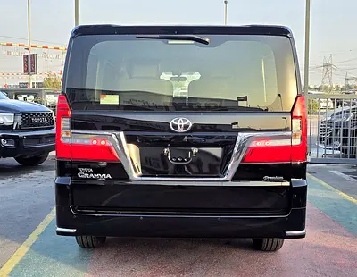 صورة 5 لـ 2025 Toyota GRANVIA