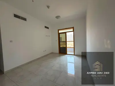 شقة مميزة غرفة و صالة للايجار السنوي في العالية عجمان، غرفة نوم ماستر، بلكونة، اطلالة مفتوحة، مساحة واسعة، باركينج مجاني، موقع مميز على شارع E311 .