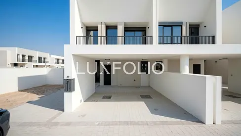 Single Row | Largest Plot | Available
