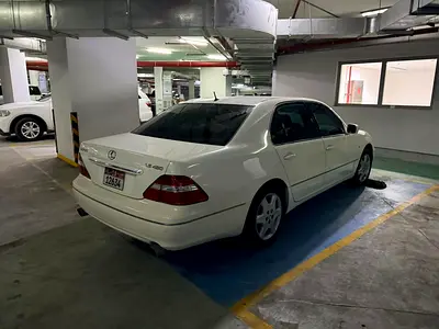 2002 Lexus LS-SERIES 照片 11