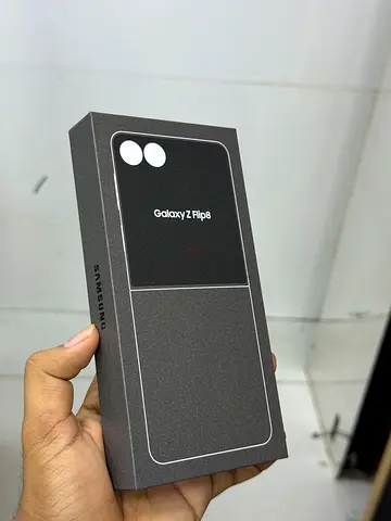 Samsung galaxy Zflip 8 256GB TDRA