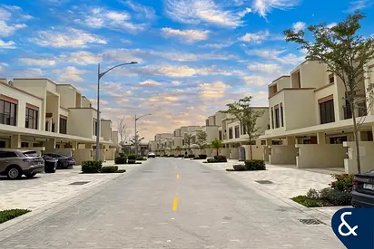Next to Lagoon | Mortgageable | Vacant