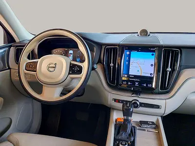 صورة 10 لـ 2021 Volvo XC60