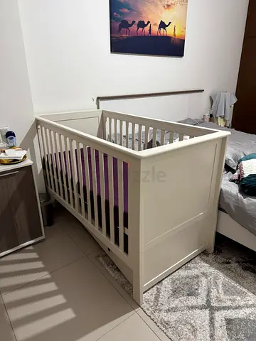 Baby bed with waterproof matress