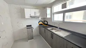 BARAND NEW FAMILY BUILDING 2BHK 2 WASHROOM WITH BULCONEY WITH PARKING ONLY 64K ON ROAD BUILDING PARI