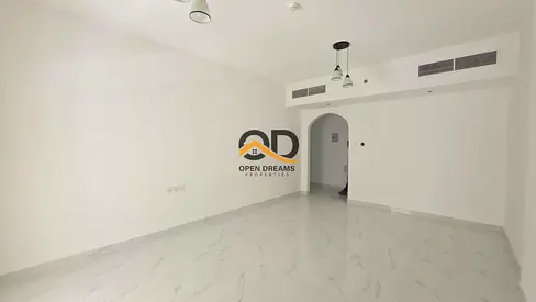 BARAND NEW FAMILY BUILDING 2BHK 2 WASHROOM WITH BULCONEY WITH PARKING ONLY 64K ON ROAD BUILDING PARIM LOCATION
