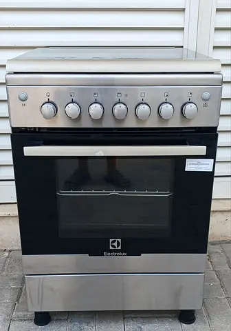 60x60cm gas cooker ELECTROLUX 4burners- Perfect working