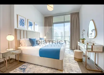 Upgraded Furnished/Square Layout/Community View/Size 941 Sqft