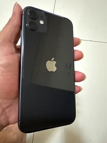 Apple iPhone 11 128 GB (Black) - very Good Condition. No dents