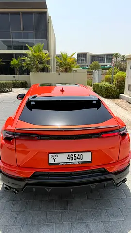 2023 Lamborghini URUS — миниатюра 4