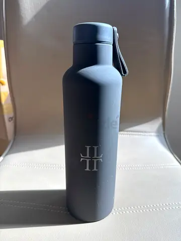 Matte Gray Insulated Sports Water Bottle — 750ml