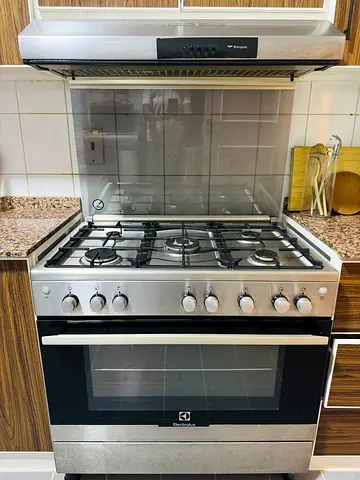 Electrolux Gas Cooker + Gas Bottle