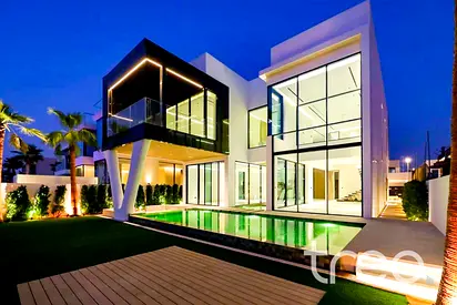 Lake View | One of Kind | Smart Home | Custom