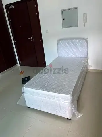 Single Bed with Mattress and Headboard 90X190 CM