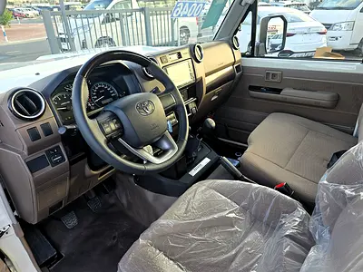صورة 9 لـ 2025 Toyota LAND CRUISER 70 SERIES