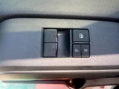 صورة 14 لـ 2026 Toyota HIACE