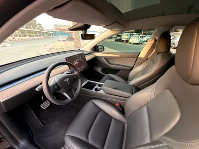 2022 Tesla MODEL Y — миниатюра 14