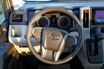 صورة 7 لـ 2026 Toyota HIACE