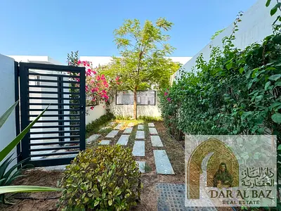 Villa for annual rent in Al Hamriya, the most beautiful location. 5 bedrooms, 7 bathrooms, maid's room, master bedroom, 2 terraces, covered parking fo