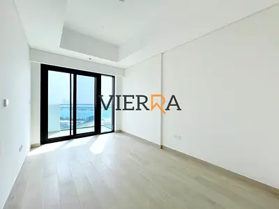 شقة واسعة بغرفة نوم واحدة | إطلالة على برج خليفة | موقع متميز