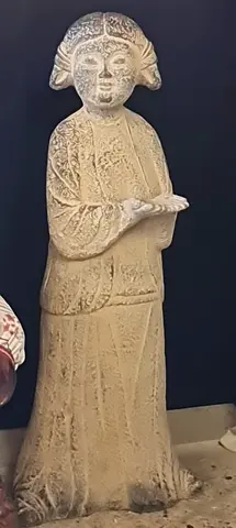تمثال فتاة جلب البركة الصينية