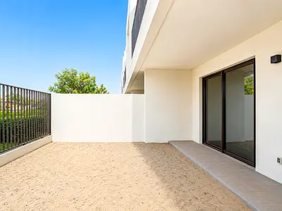Amazing Deal | Vacant | Near Pool
