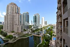 Vacant | Golf course + canal view | Large layout