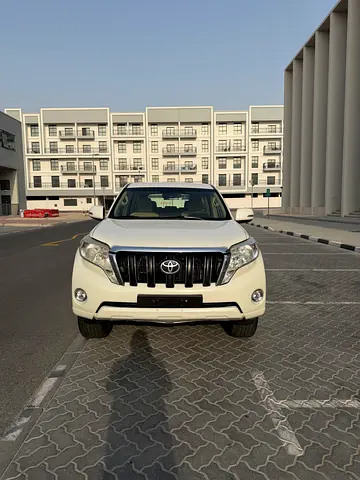 Pristine Toyota Prado 2017 GXR | GCC Specs | Well Maintained