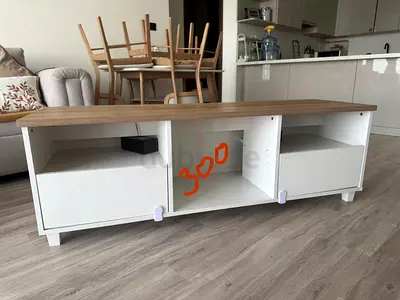 Perfect condition entertainment center table