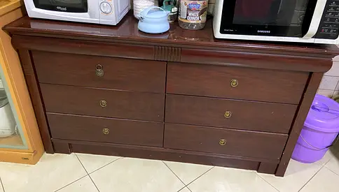Side cabinet