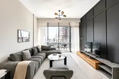 Canal Views | Prime Location | Stylish Interior