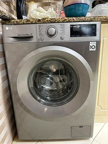 LG Washer 8KG (retails for AED 2200)