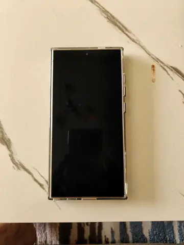 Samsung Galaxy S24 Ultra in Clear Case