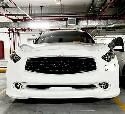 Infiniti FX50 2009 GCC Specs - Powerful V8 Engine