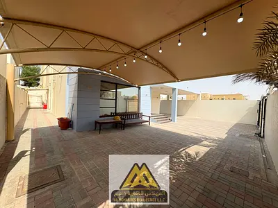 A great opportunity for families looking for a spacious villa with a practical and comfortable layo