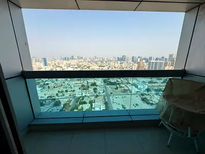 شقه غرفه وصاله مع باركن خااص و جيم ومسبح خااص في ابراج الكورنيش