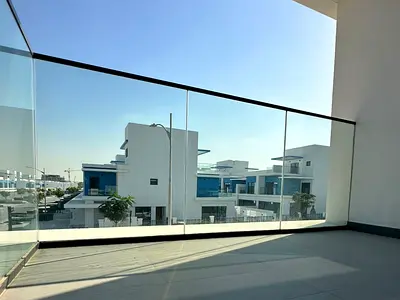 Corner Unit | Multiple Cheques | Ready to Move-in