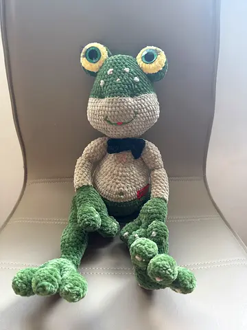 Handmade Crochet Green Frog Plush Toy - Good Condition