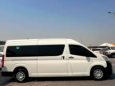 2022 Toyota HIACE 照片 6