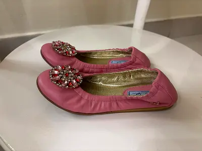 Pink shoes size 31