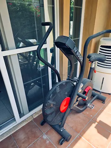 The Impetus IV-8000A is a commercial-grade air bike designed for high-intensity interval training