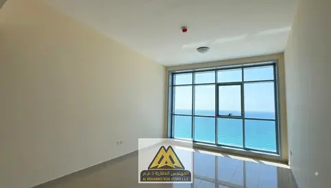 فرصة مميزة للسكن في واحدة من أروع الشقق المطلة على البحر في كورنيش عجمان، داخل أبراج الريزيدينس، بمساحة كبيرة جدًا وطابق عالٍ، مع إطلالة بحر مباشرة وم
