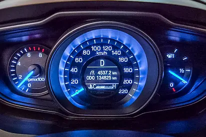 صورة 15 لـ 2020 FORD ESCORT
